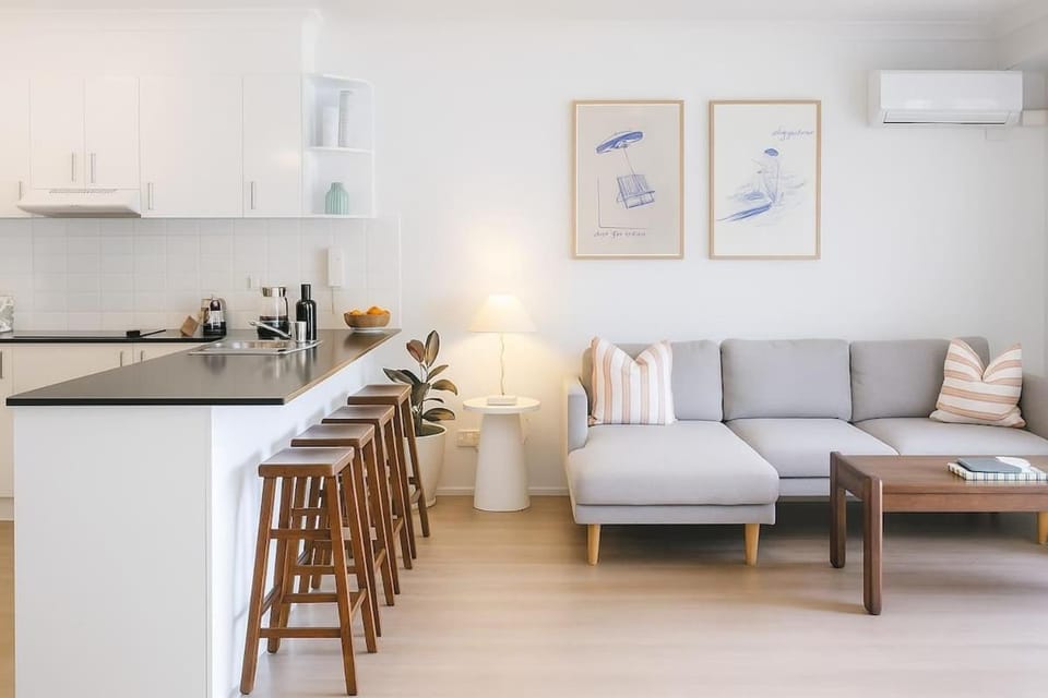 Currumbin Two Bedroom Palm Beach Retreat Apartment in Palm Beach