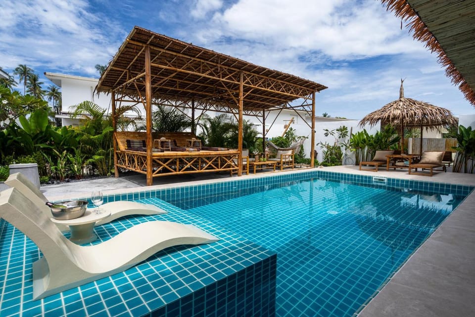 Manao Seaview Pool Villa 43 - 5 Mins Walk To Beach Villa in Sala Dan