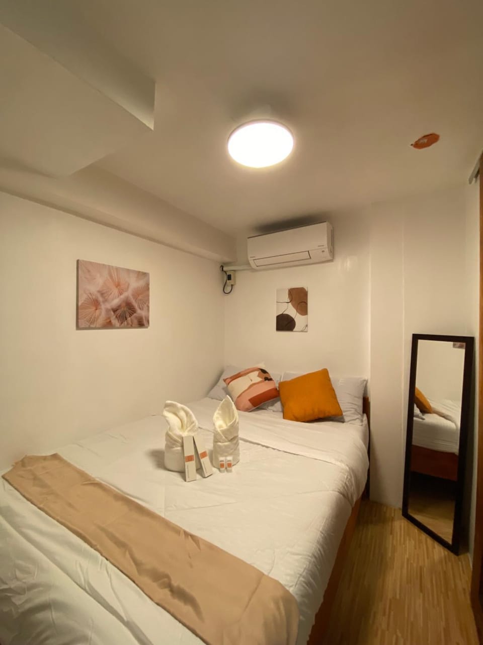 Affordable Queen Room Casakaya Deluxe Hostel in General Luna