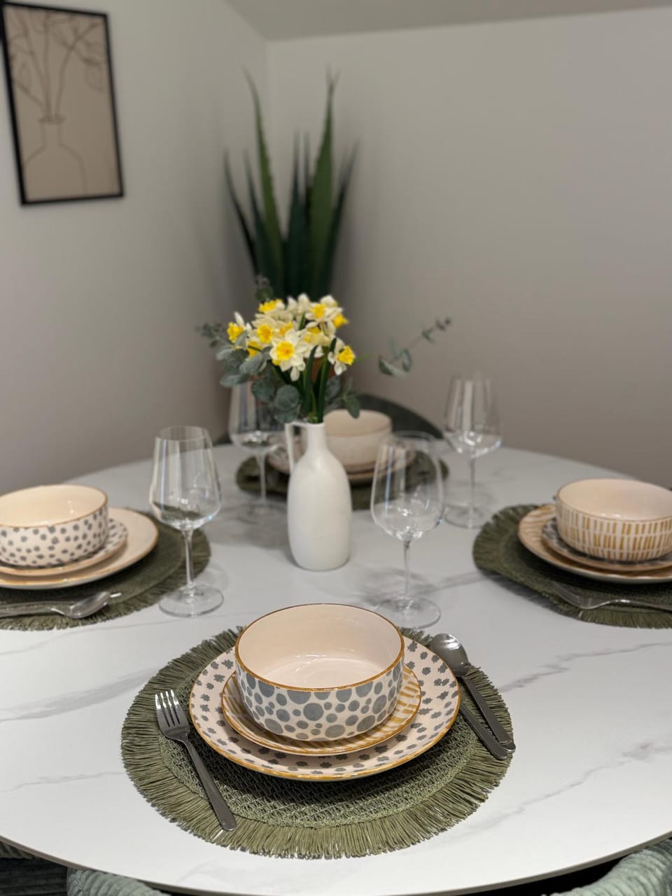 Food and drinks, Decorative detail, Decorative detail, Dining area, Food
