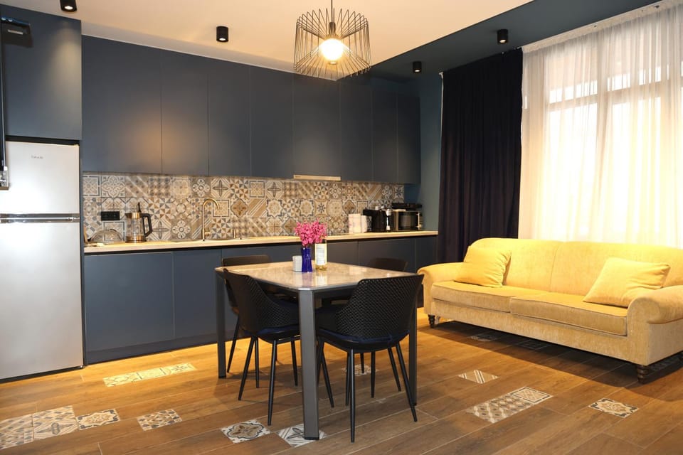 Italian-Style House in the Heart of the City Apartment in Tbilisi, Georgia