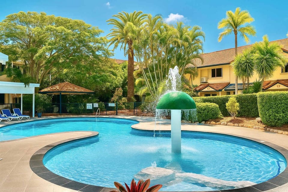 2BR Family Resort at Aqua Park Apartment in Mermaid Beach