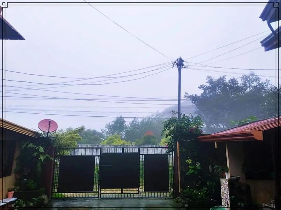 A cozy home with a breeze House in Baguio