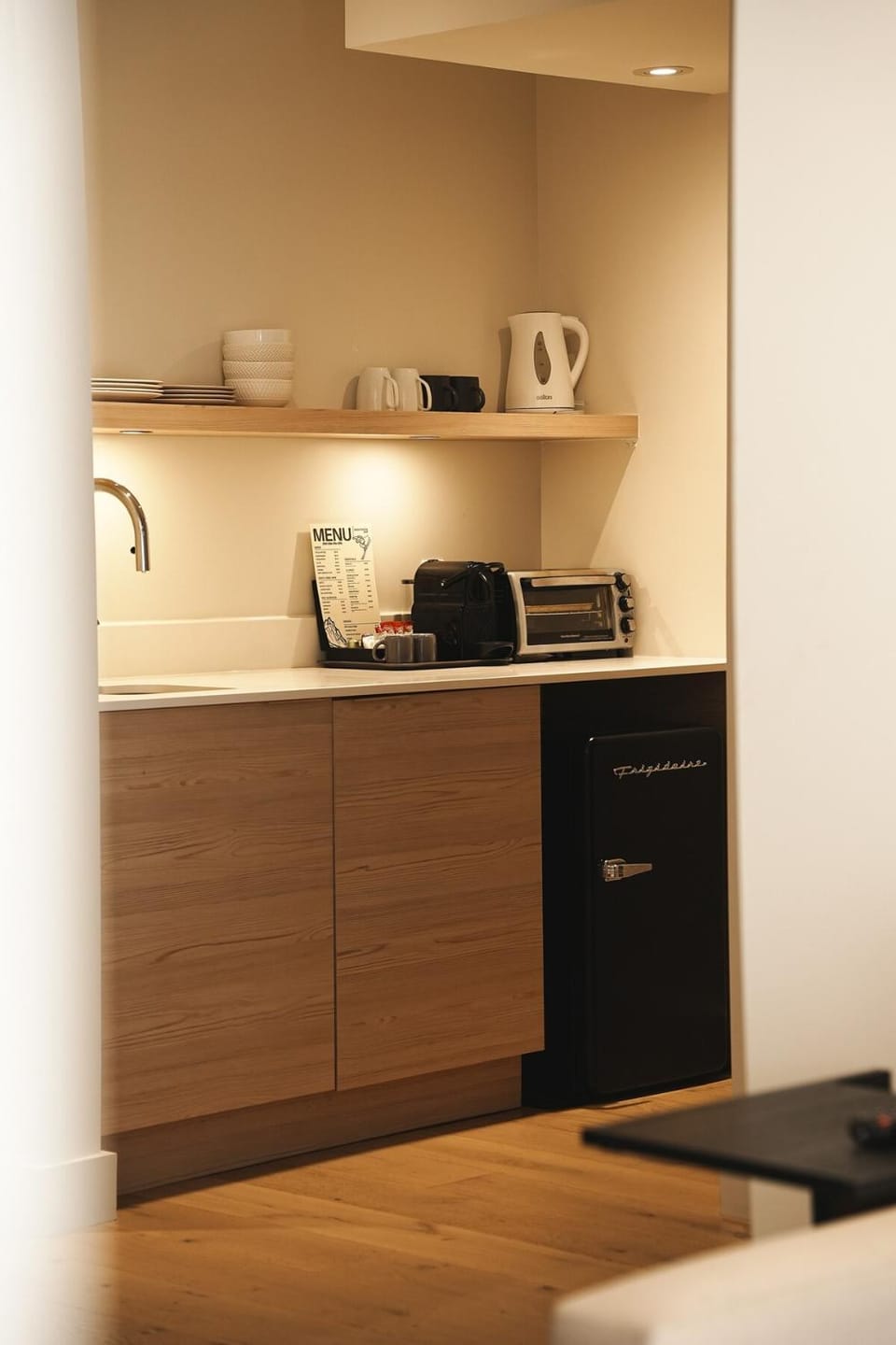 Coffee/tea facilities, Kitchen or kitchenette, toaster