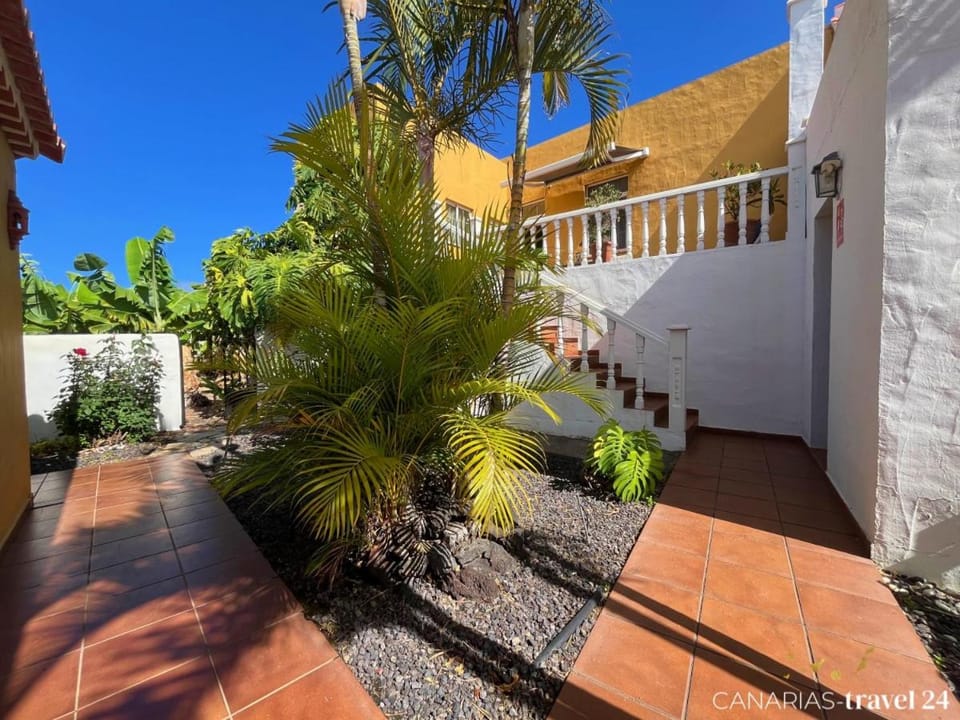 Garden, Garden view