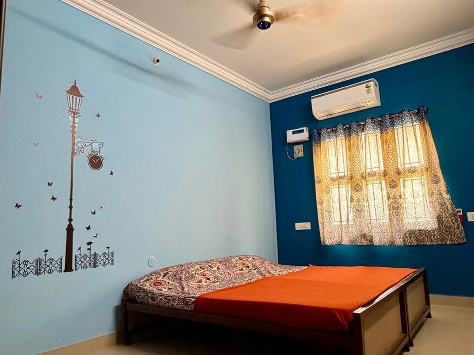 Royal Paradise Inn Apartment in Tamil Nadu