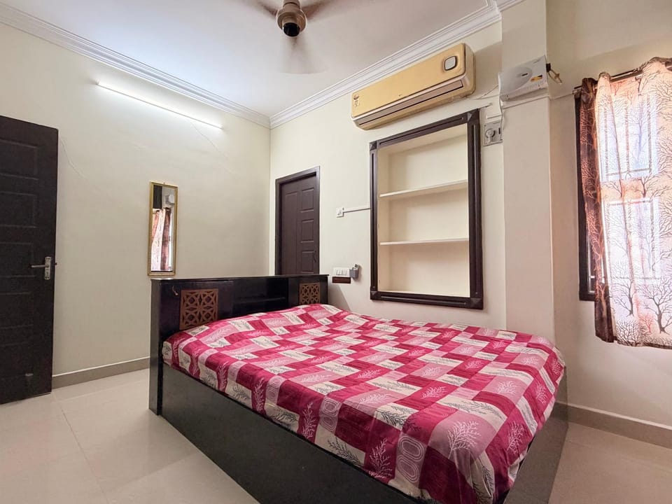 Royal Paradise Inn Apartment in Tamil Nadu
