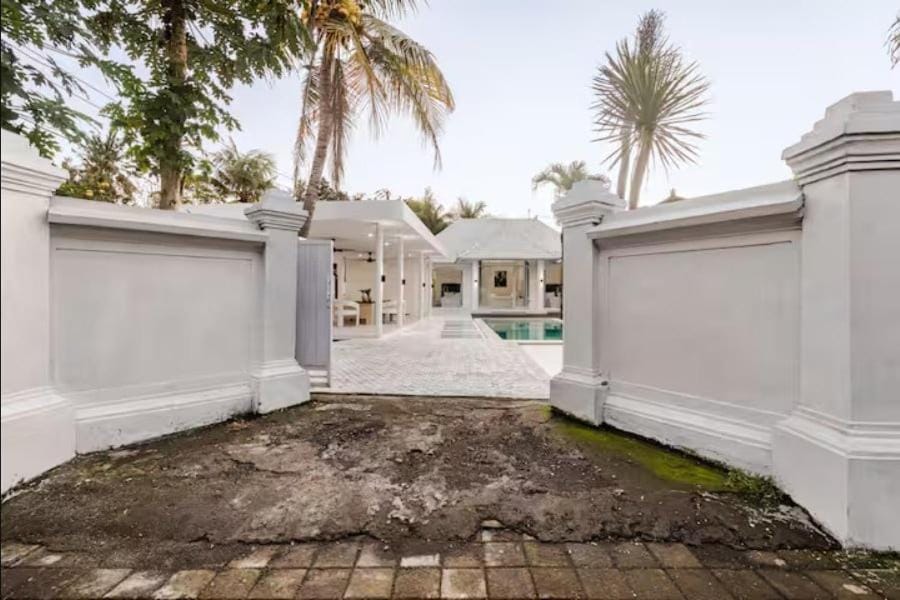 Villa Piano - Luxury 3BR Villa with, Sauna, Ice bath & Outdoor cinema Villa in Blahbatuh