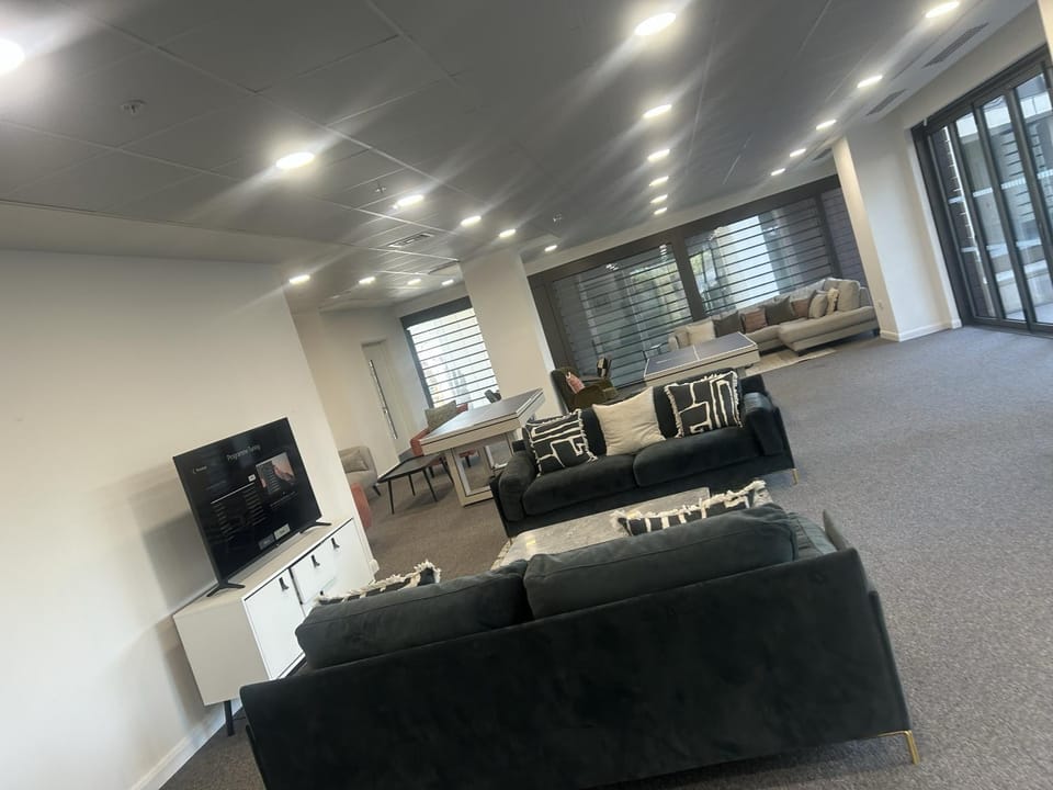 Communal lounge/ TV room