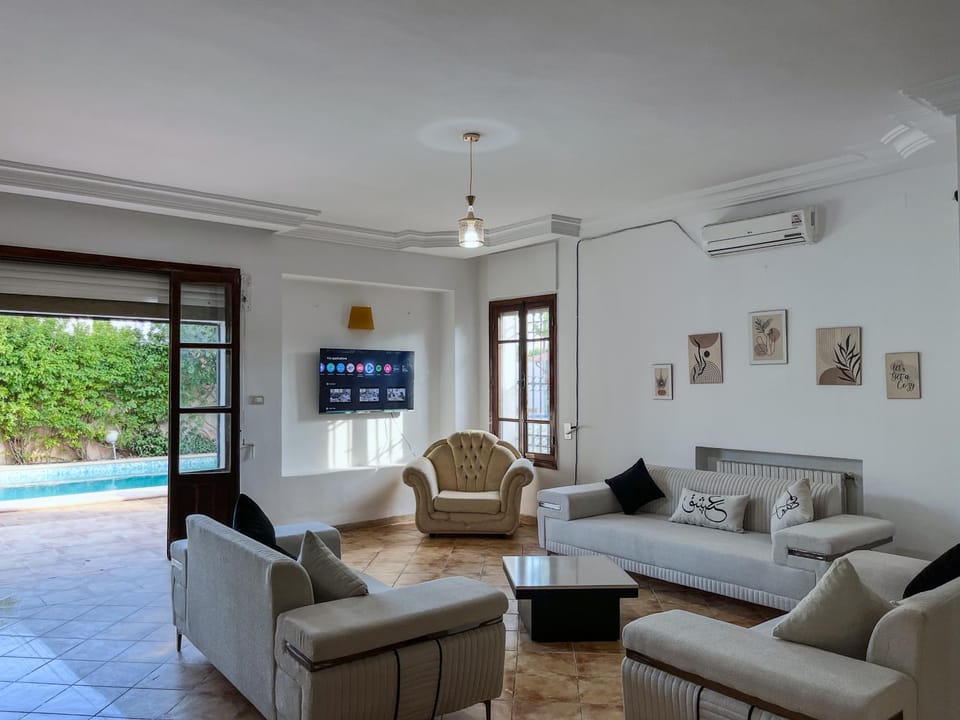 Villa des reves piscine jardin Villa in Tunis Governorate, Tunisia