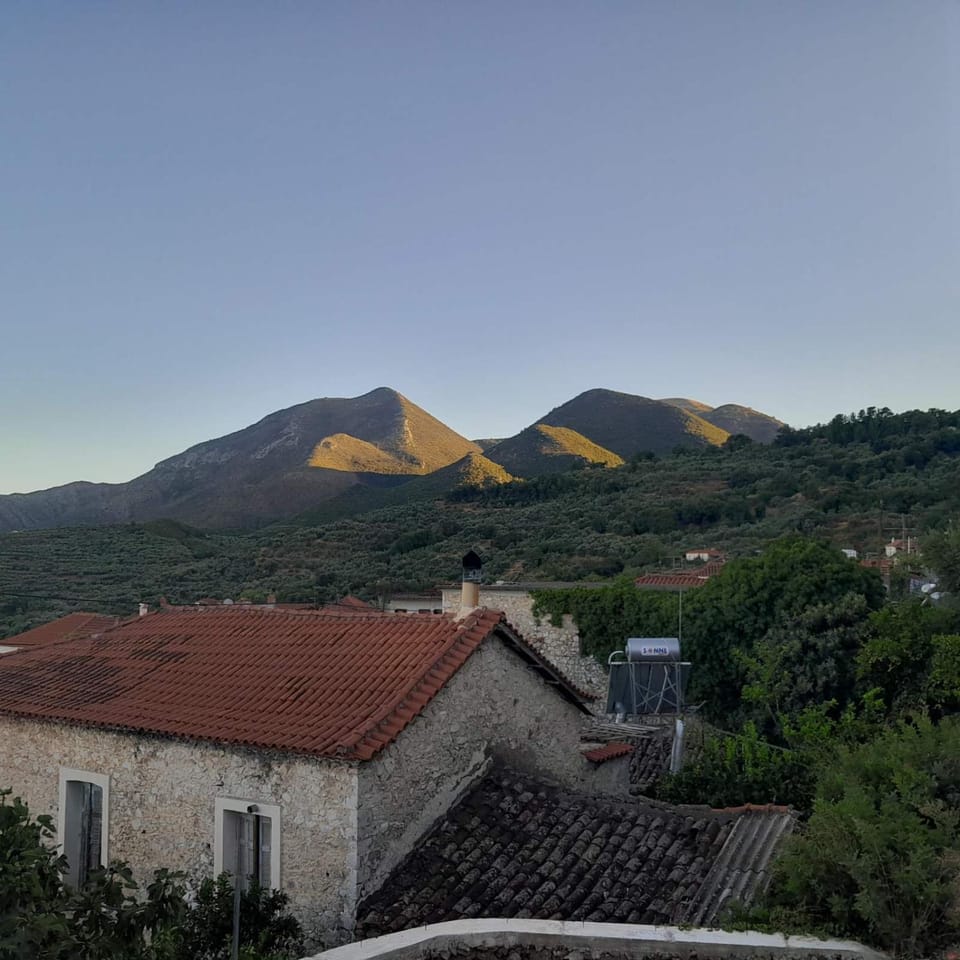 Ιχνηλάτες Apartment in Peloponnese Region