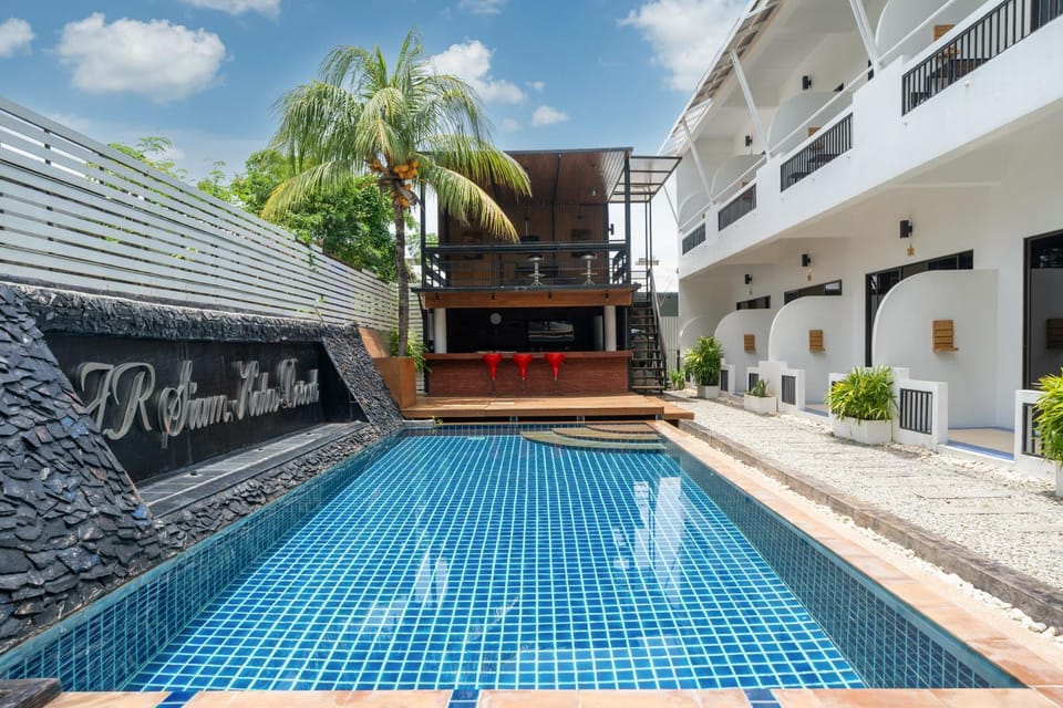 Property building, Swimming pool