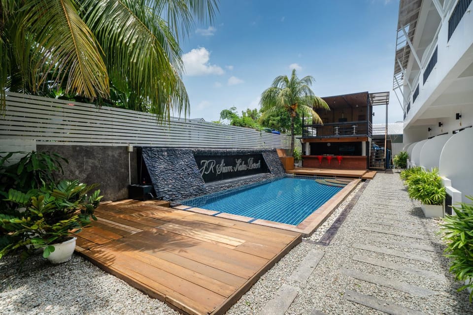 Property building, Swimming pool