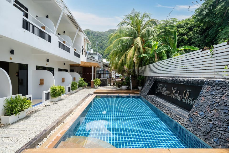 Property building, Swimming pool