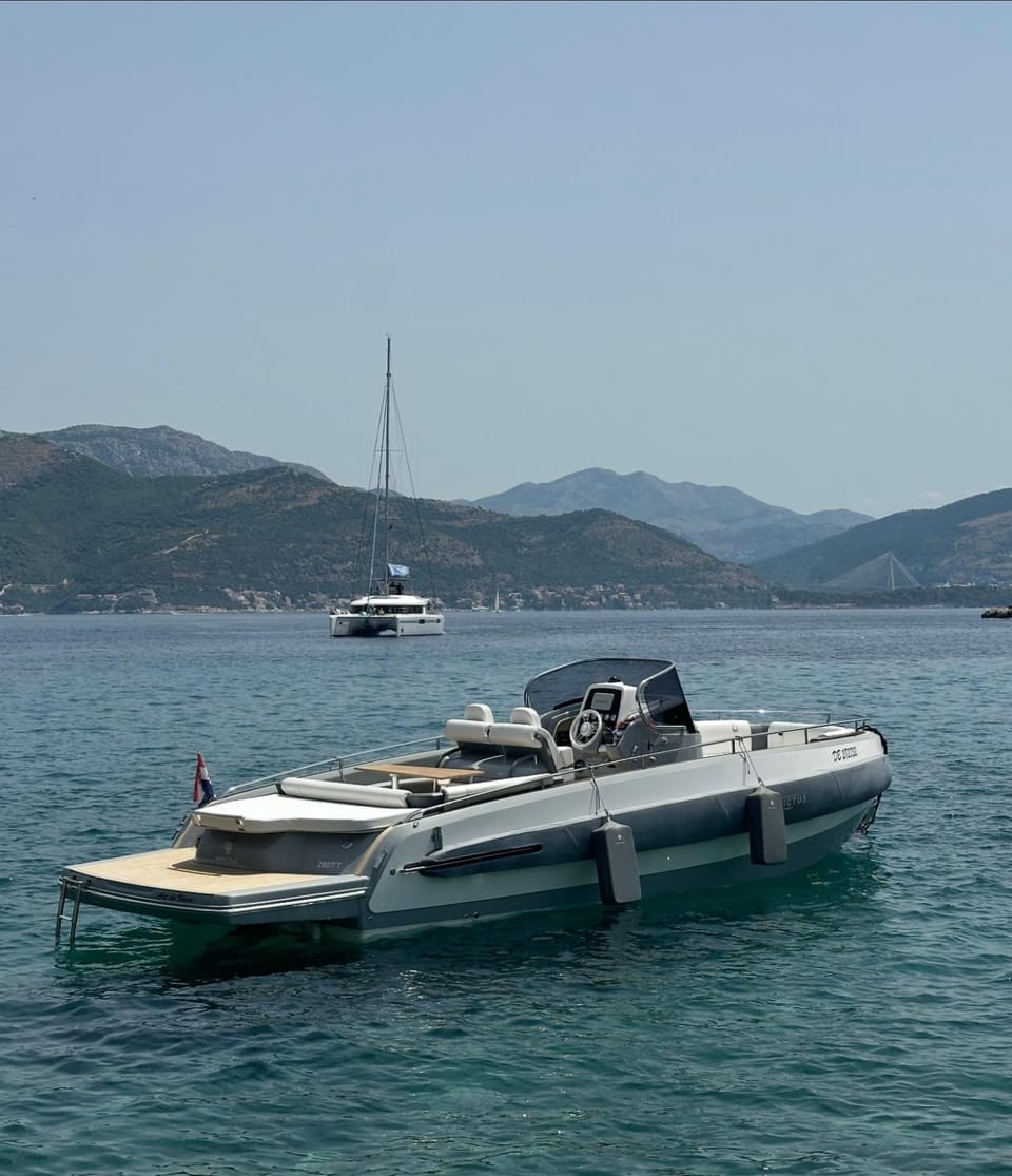 Day, Natural landscape, Activities, Sea view