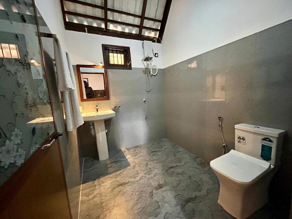 Toilet, Bathroom