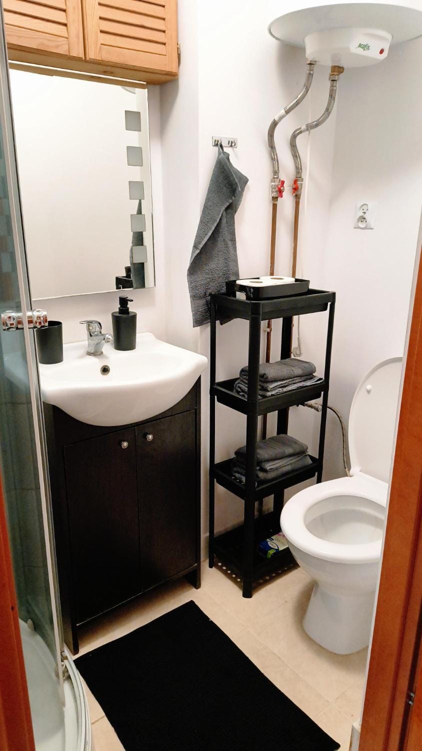 Shower, Toilet, Bathroom