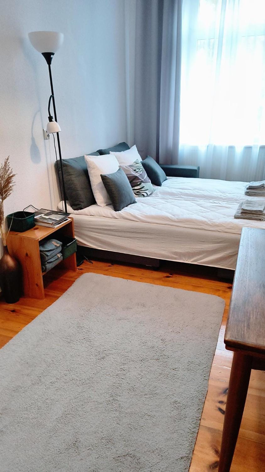 Bed, Photo of the whole room