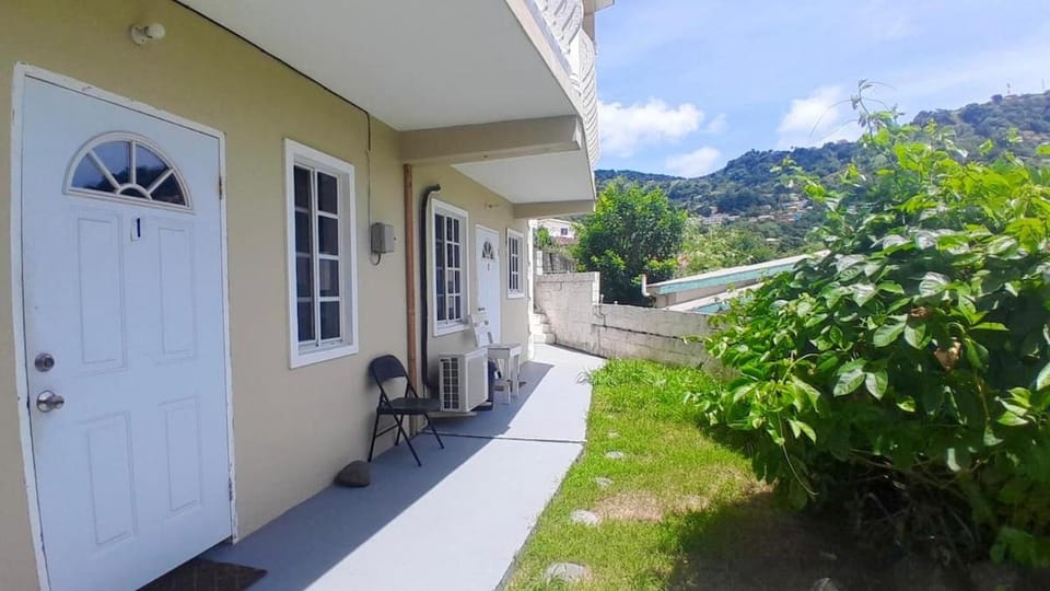 Property building, Day, Garden, Garden, View (from property/room), Garden view, Inner courtyard view, pet friendly