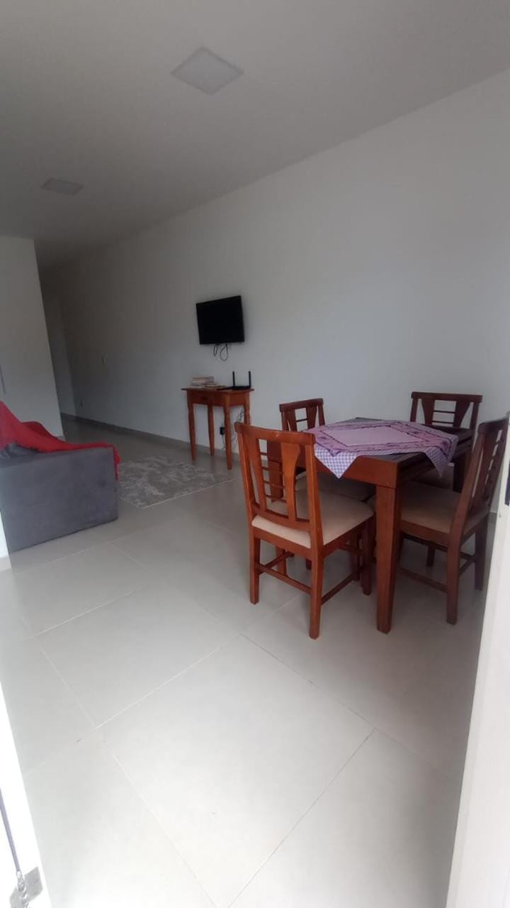 Casa aconchego - praia, trilhas, comercio, praça Apartment in State of Rio de Janeiro