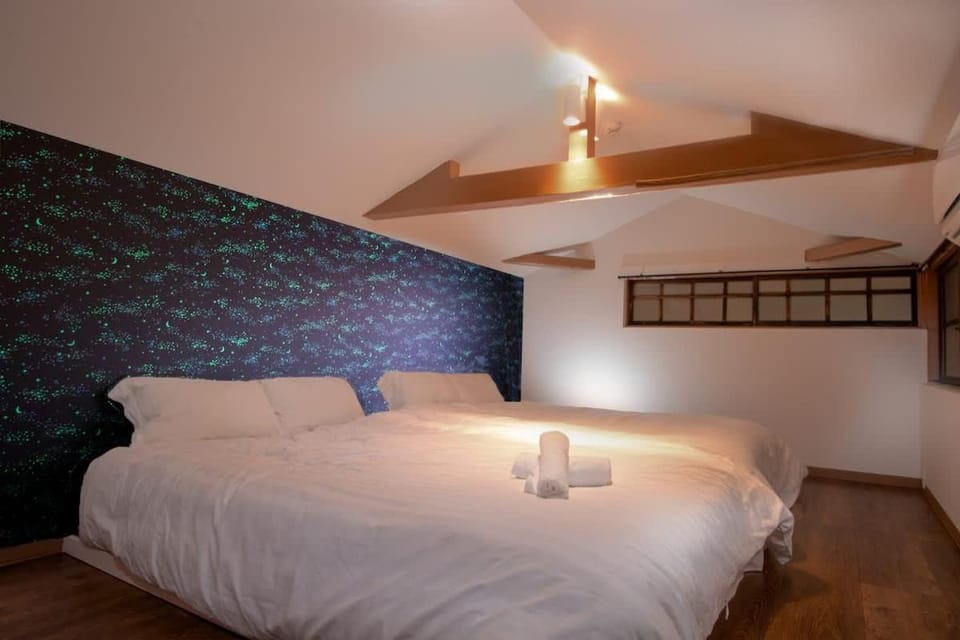 Family-Friendly 200 sqm House Tsutenkaku Tower 22ppl House in Osaka