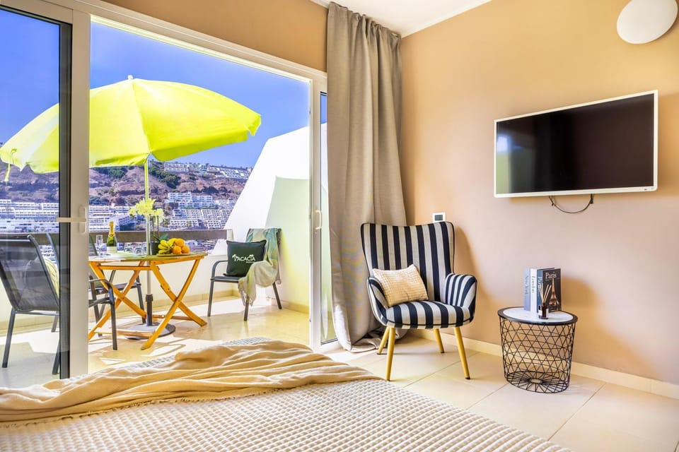 TV and multimedia, Balcony/Terrace, Living room