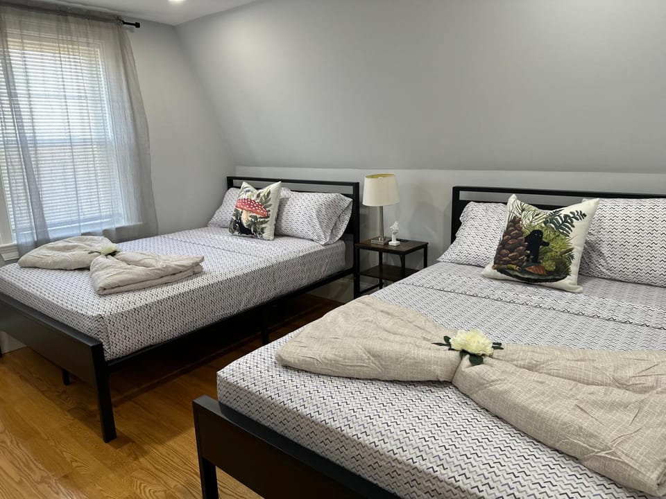 85c Brand new 3BRWalk to Transit, near Boston Apartment in Quincy
