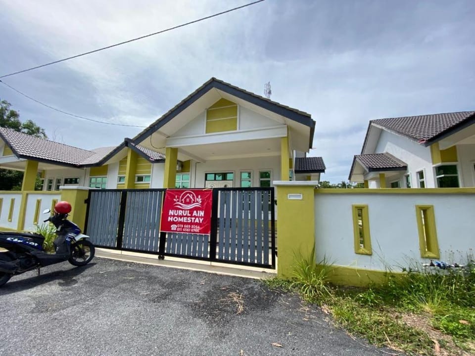 Nurul Ain Homestay, Kerengga Island, Marang House in Terengganu, Malaysia