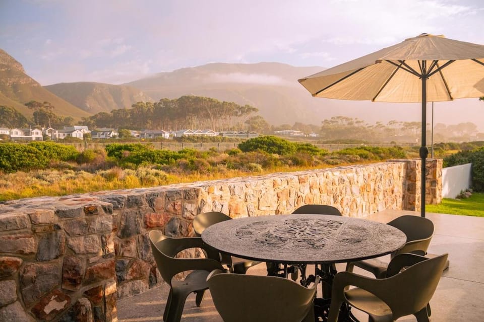 Natural landscape, Balcony/Terrace, Mountain view
