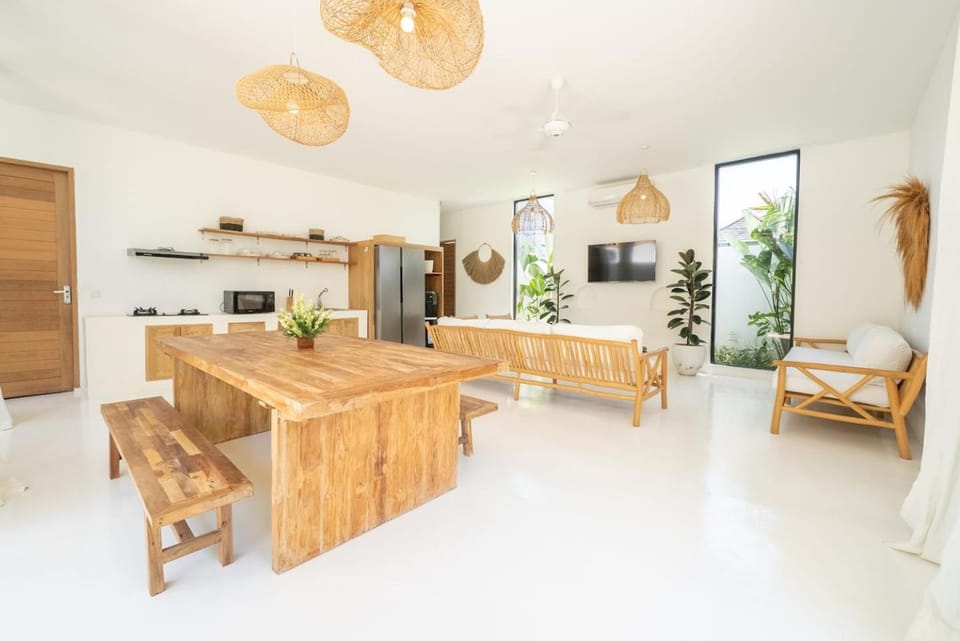 TV and multimedia, Kitchen or kitchenette, Living room, Seating area, Dining area, minibar, oven