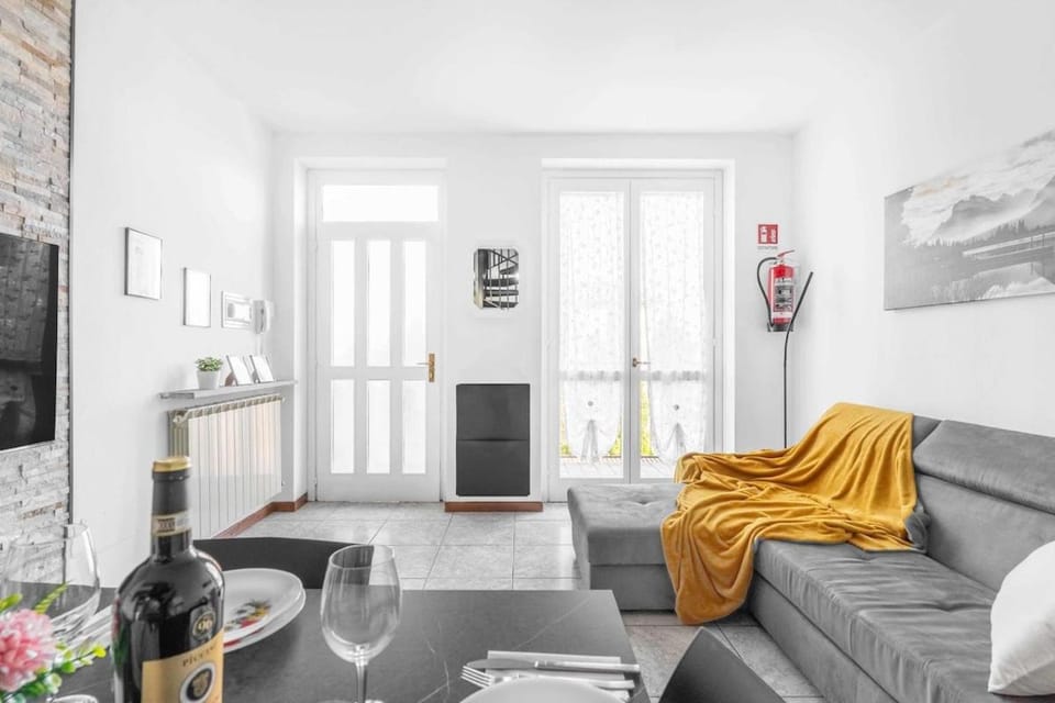 Living room, Evening entertainment