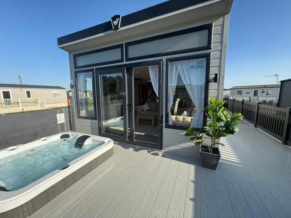 Hot Tub, Balcony/Terrace