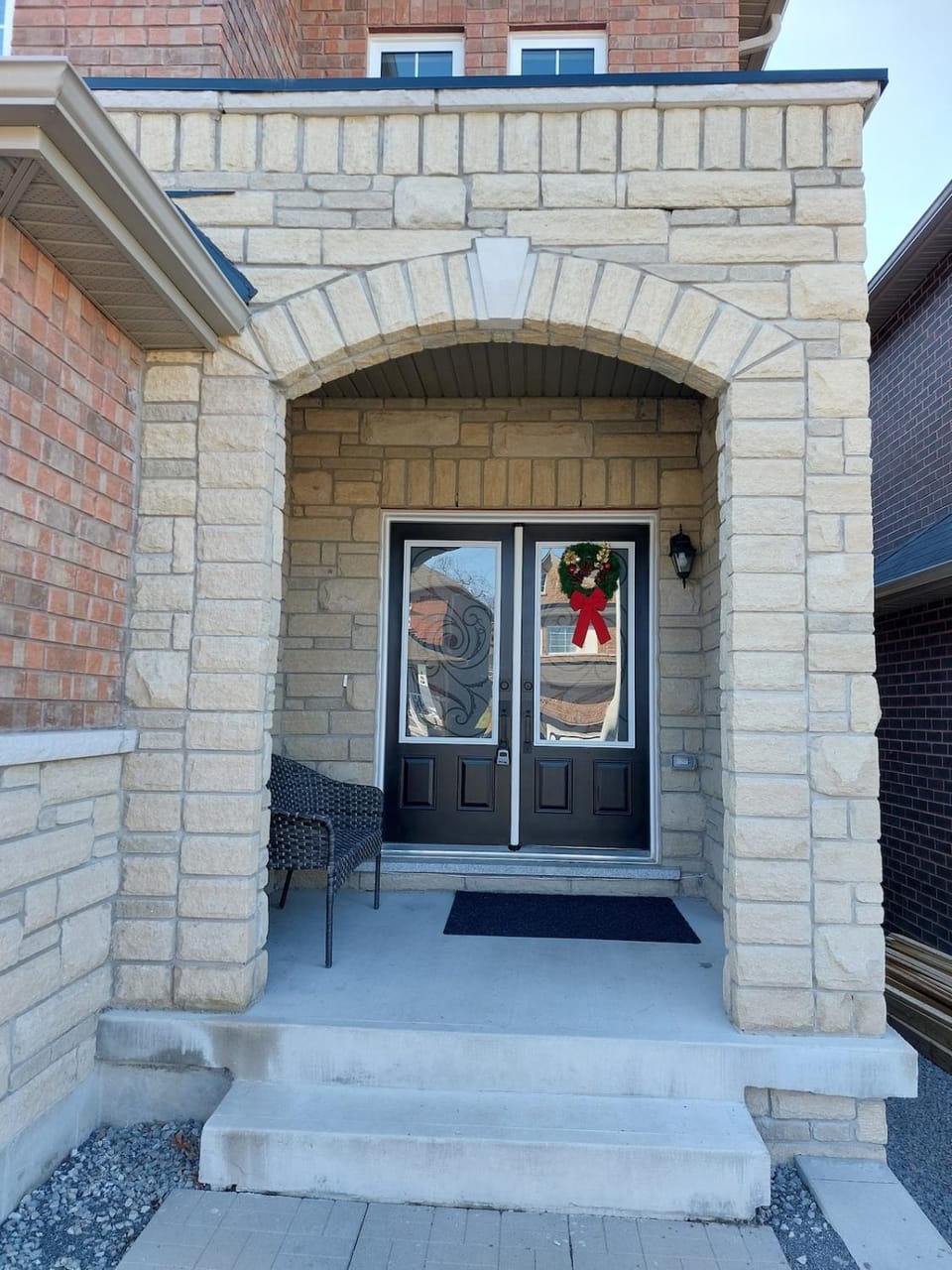 Facade/entrance