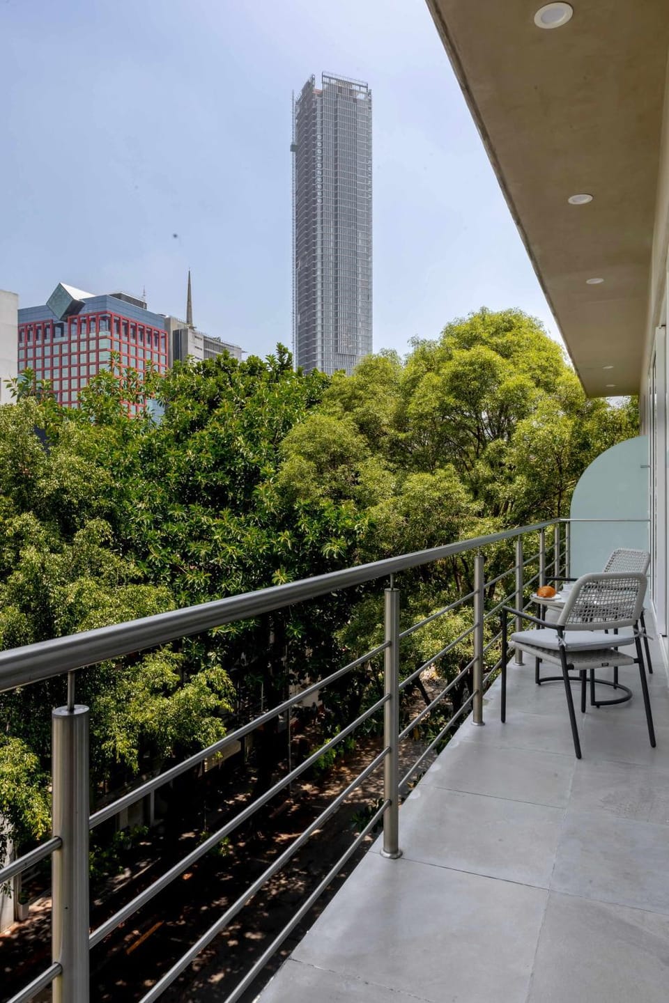 414 Capitalia Chic 2BR with Rooftop and Valet Parking Apartment in Mexico City