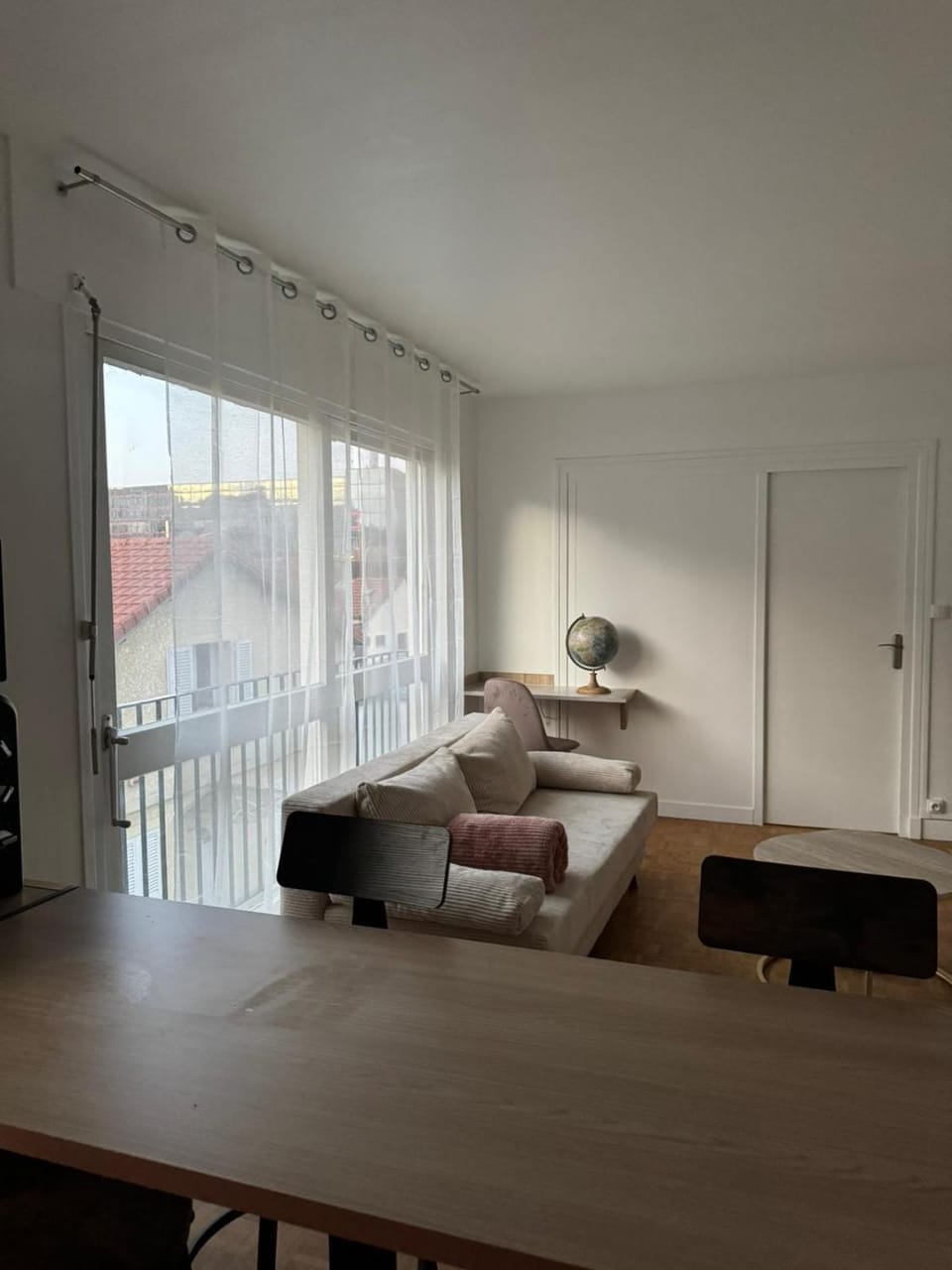 Courbevoie Apartment - HBA Apartment in Courbevoie