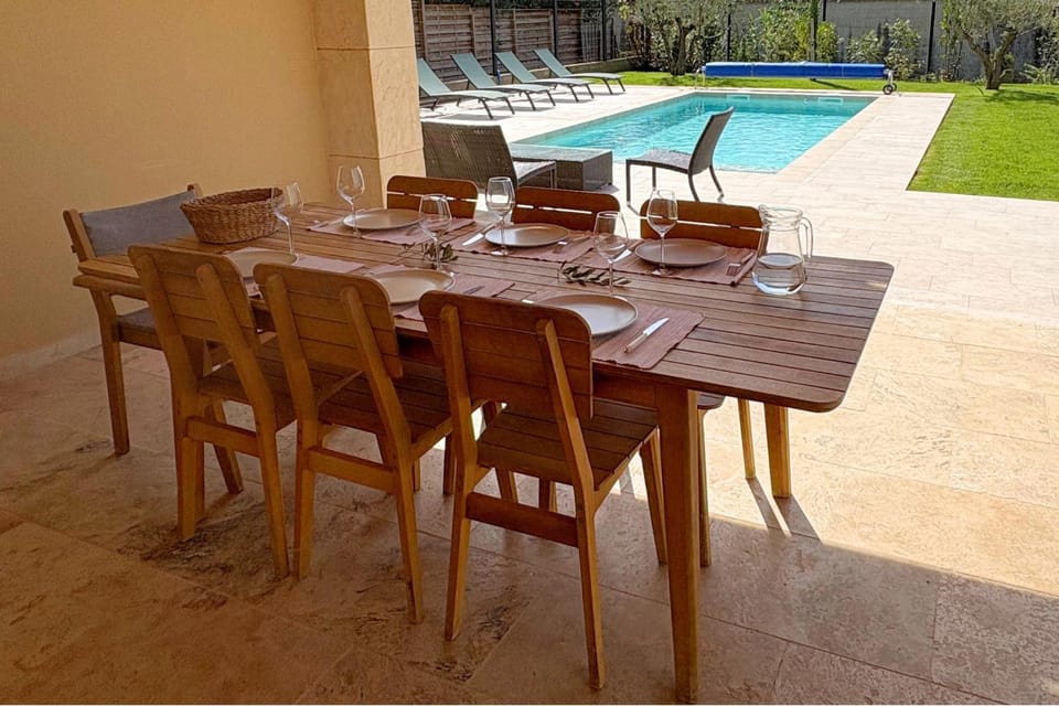 Patio, Swimming pool