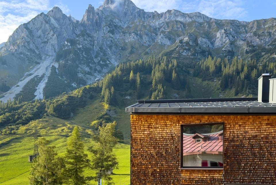 Berghaus Stuben Arlberg mit Sauna Panoramablick und Nähe zur Piste Hotel in Stuben