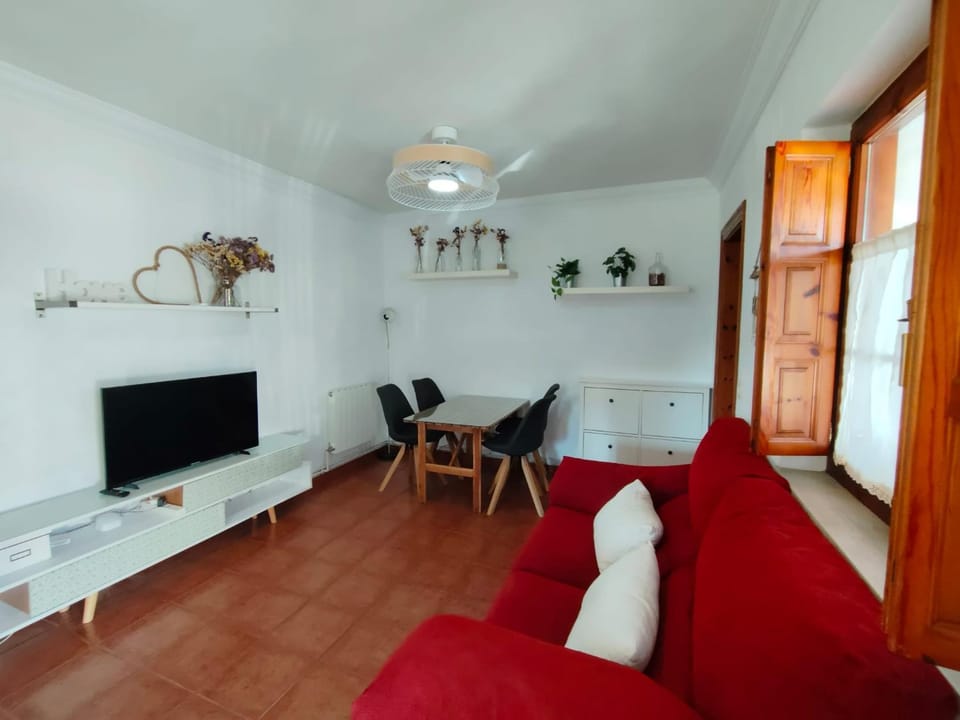 TV and multimedia, Dining area