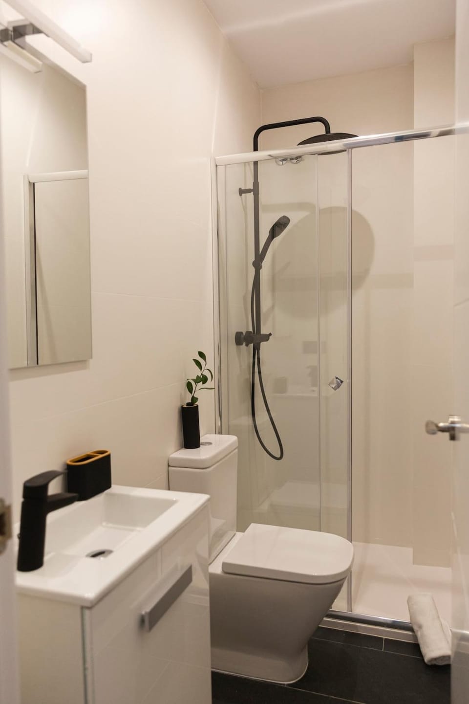 Barcelona - Gracia 2-A Apartment in Barcelona