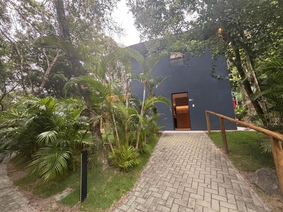 Refúgio Moderno Próximo a Praia e Área Verde Villa in State of Bahia