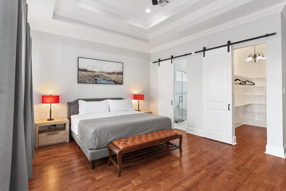 Stylish 3BR w Parking Balcony Walk Everywhere House in New Orleans