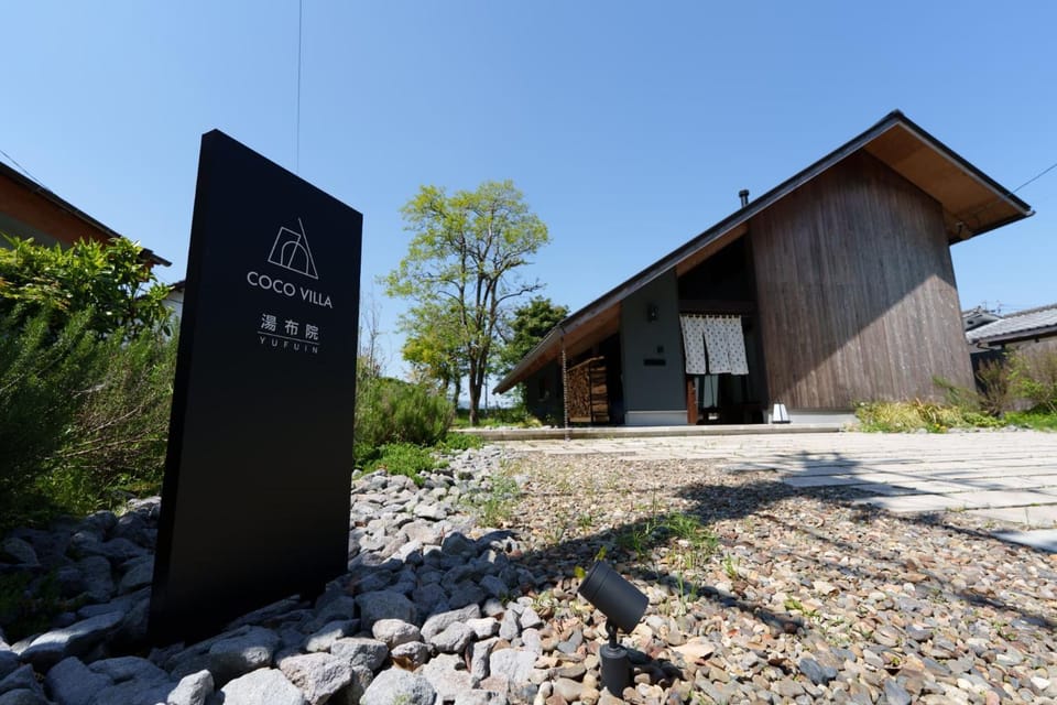 Property building, Day, Natural landscape