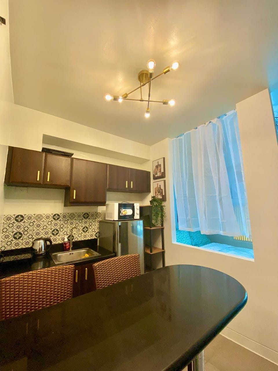 Cozy Cabin by JLS Near Venice Grand Canal Mall Cabin in Makati