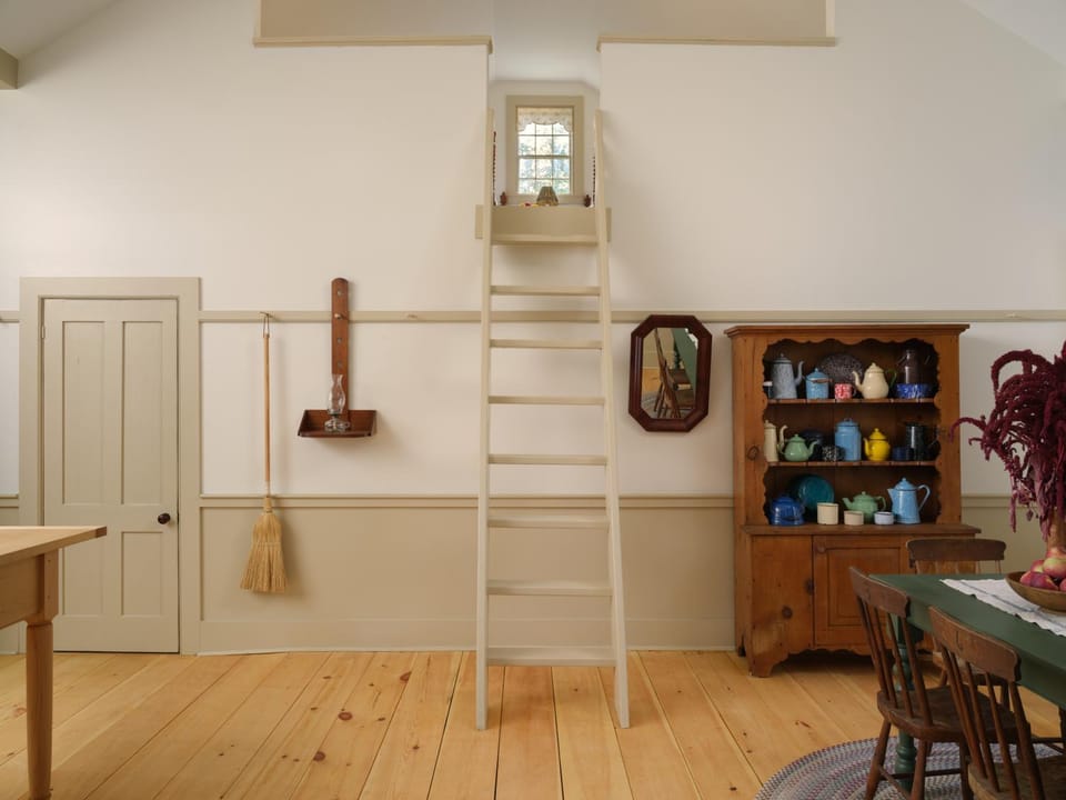 Dining area, kitchen