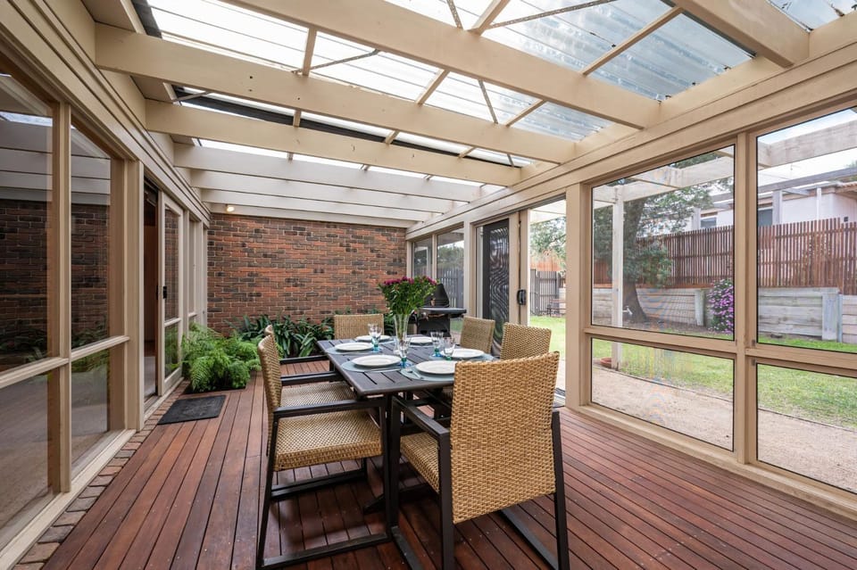 Patio, Dining area