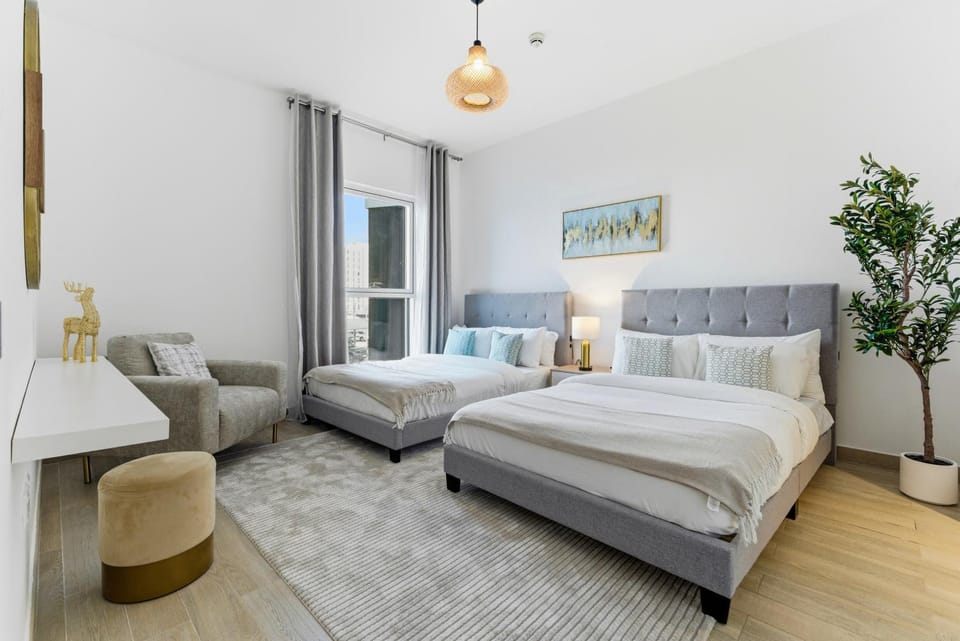 DVH Luxe Retreats 2BR Yas Island by Ferrari World Apartment in Abu Dhabi