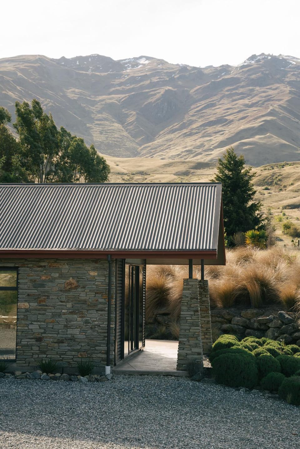 Property building, Spring, Day, Natural landscape, Mountain view