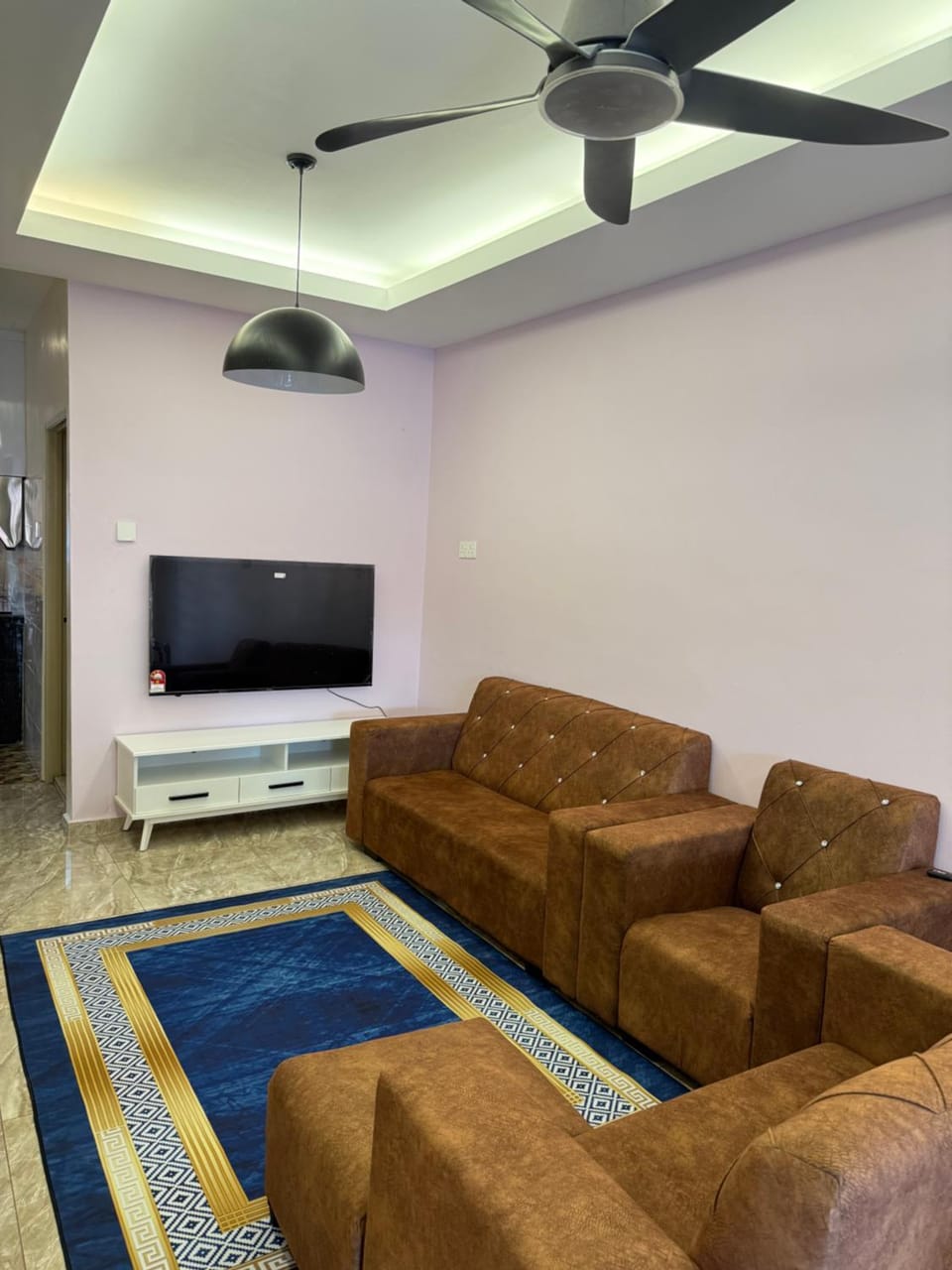 TV and multimedia, Seating area
