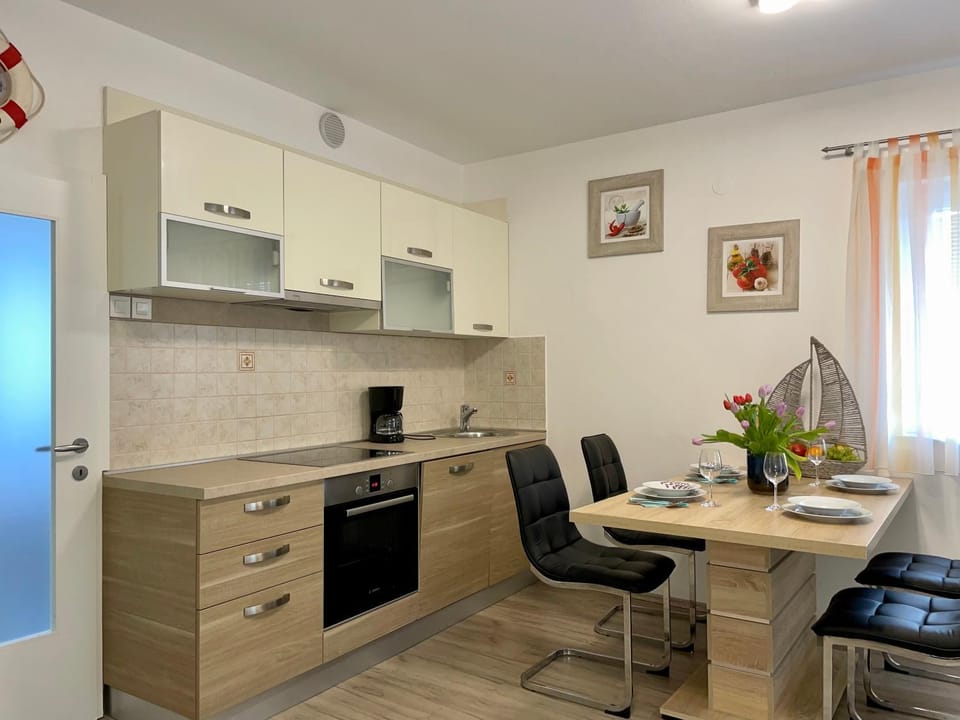 Apartments Lara Apartment in Medulin