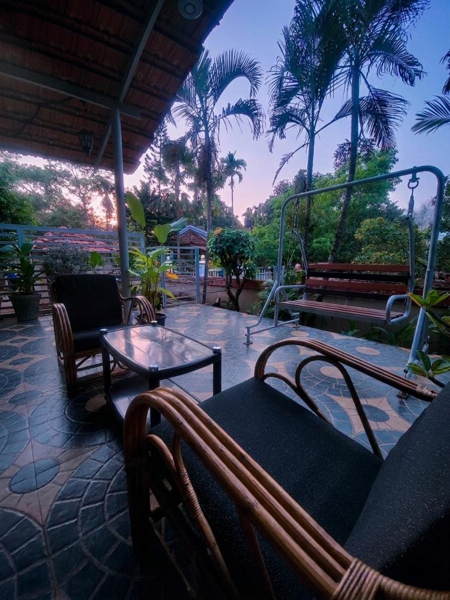 Casa Jyotsna - 3Bhk Pvt Villa with Patio & Parking, 5 mins to beach Villa in Goa, India